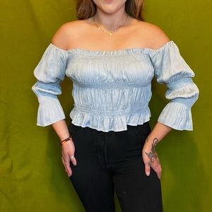 “Blush” brand, size M, baby blue color.